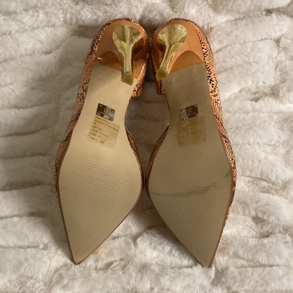 Bakers Orange Snake skin print pointed toe heels - Picture 4 of 4